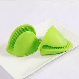 2pcs Anti-Inflammatory Covering Tethered Hand Without Hand Heating Pad Microwave Silicone Kitchen Anti-Inflammatory Gloves (Color: Green 2 Pack)